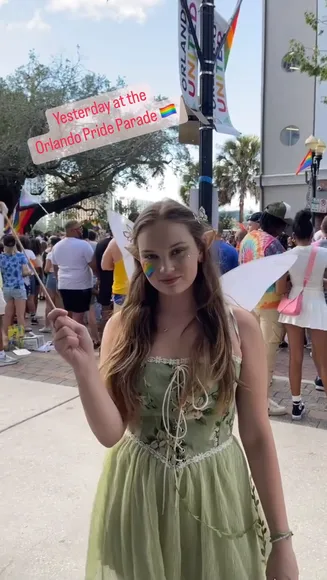 Asmrdarling Fairy Wings Parade Walk OnlyFans Video Leaked