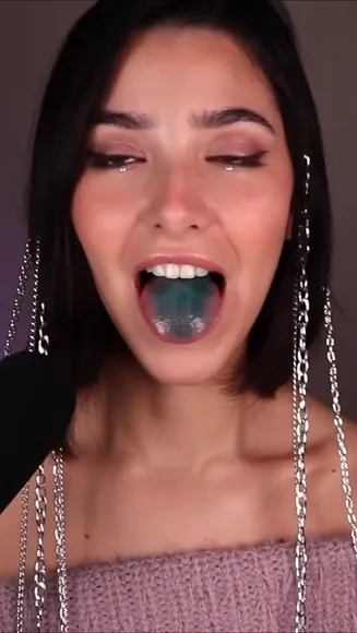 Asmrglow Tongue Out Tease OnlyFans Video Leaked