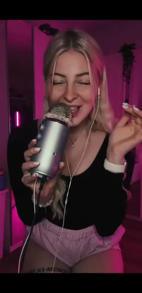 Asmr Janina Microphone Tease Session OnlyFans Video Leaked