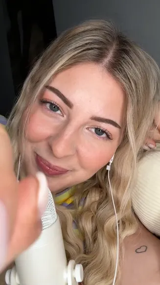 Asmr Janina Striped Top Whisper Tease OnlyFans Video Leaked