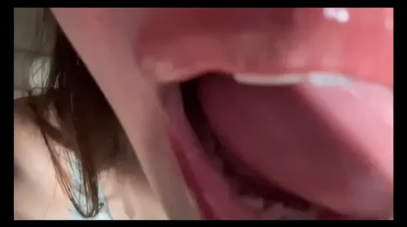 Asmrlin Licking Lips Tease OnlyFans Video Leaked