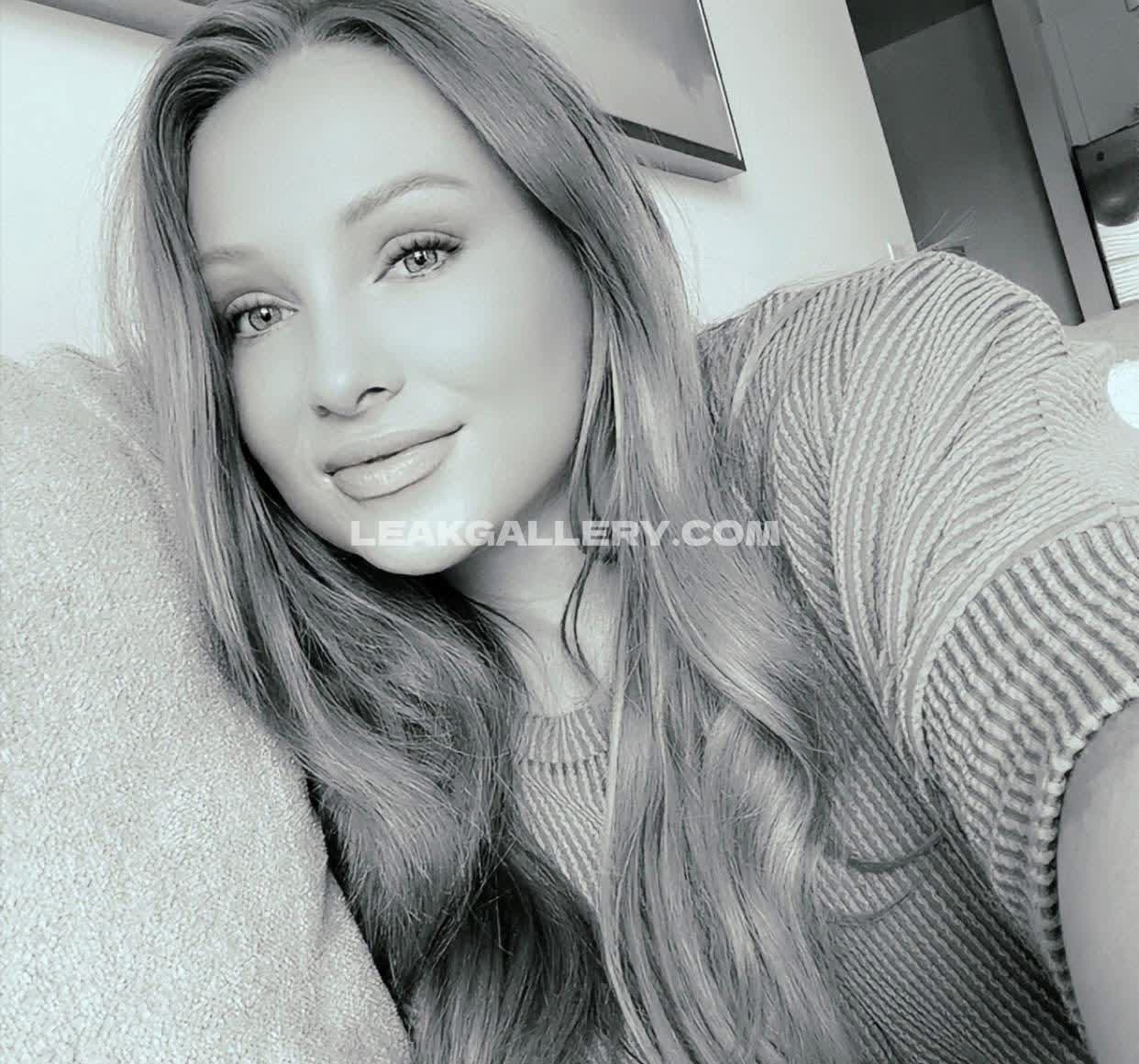 Assets / linafoxxx Exclusive Leaked Nude OnlyFans #13299793