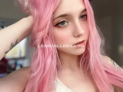 Astasiangel Pink Hair Selfie Tease OnlyFans Photo Leaked