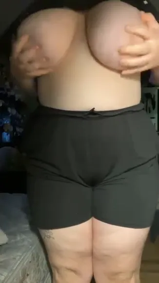 Asthmagoth Bare Boobs Jiggling OnlyFans Video Leaked