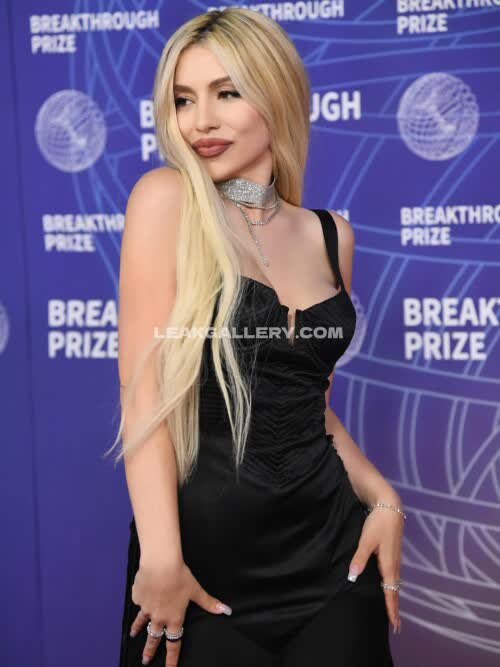 Avamax Exclusive Leaked Nude OnlyFans #12199909