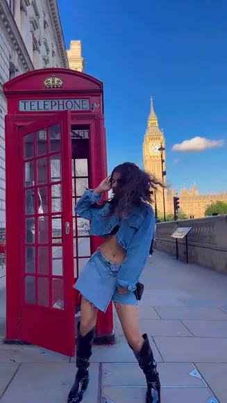 Avneetkaur_13 Denim Crop Top Tease OnlyFans Video Leaked