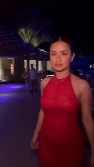 Avneetkaur_13 Red Halter Dress Pose OnlyFans Video Leaked