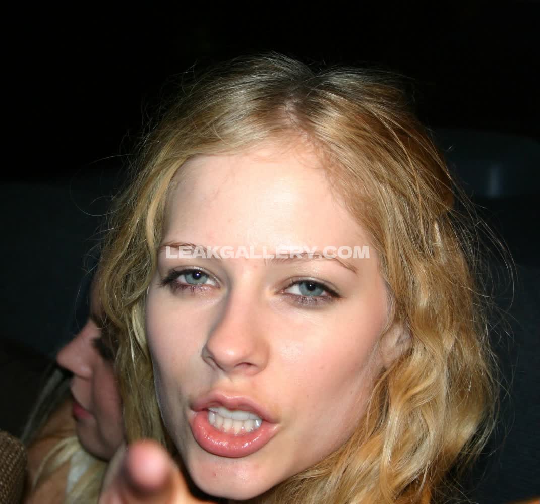 Avrillavigne Exclusive Leaked Nude OnlyFans #13665379