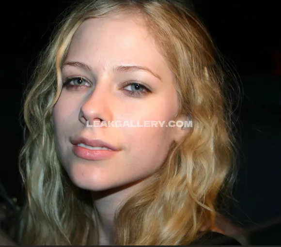 Avrillavigne Exclusive Leaked Nude OnlyFans #13665381