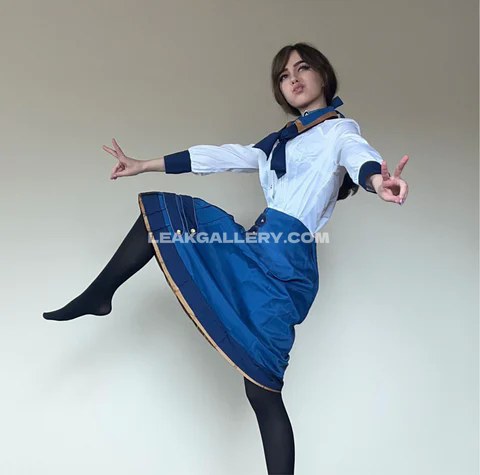 Awkspew_roo2 School Uniform Skirt Lift OnlyFans Photo Leaked