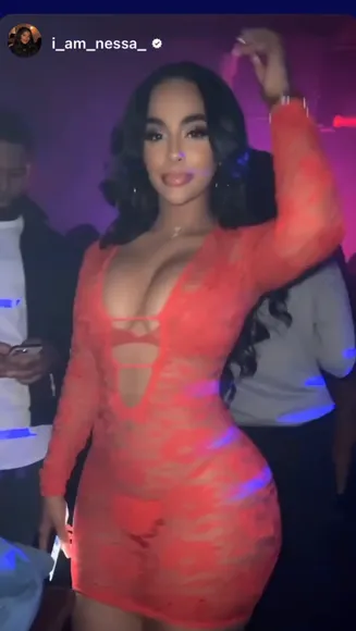 Ayishadiaz Red Lace Bodysuit Tease OnlyFans Video Leaked