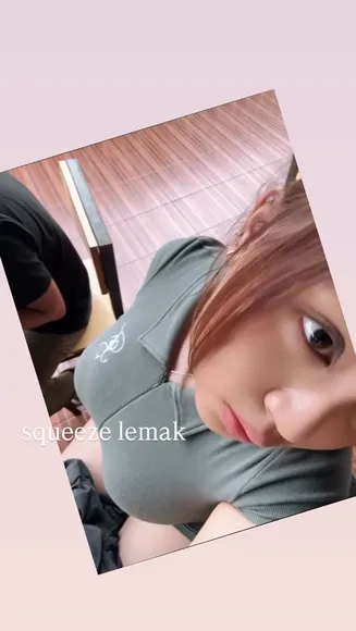 Azizasaraa Squeezing Her Ass OnlyFans Video Leaked