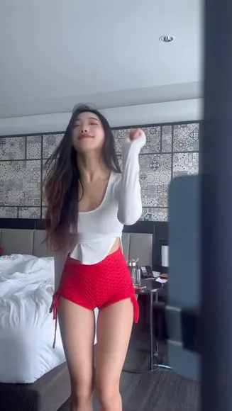 Babyondanger Red Shorts Twerk Tease OnlyFans Video Leaked