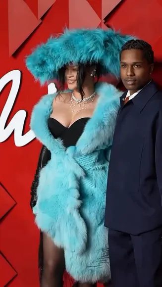 Badgalriri Black Bustier Under Fur OnlyFans Video Leaked
