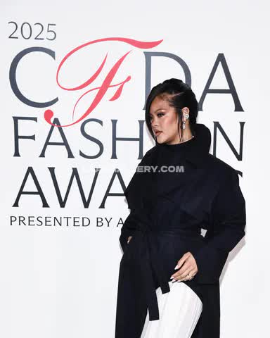 Badgalriri Exclusive Leaked Nude OnlyFans #14625848