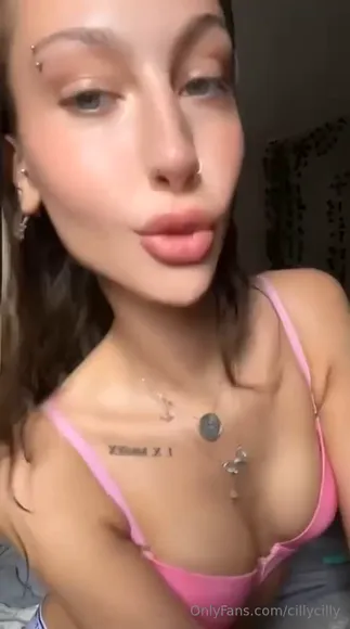 Badmancils Pink Bra Tease OnlyFans Video Leaked