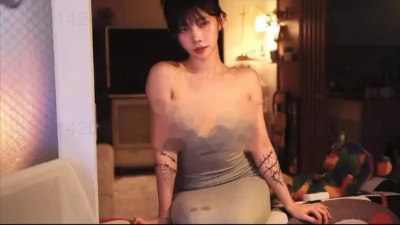 Baerassoni Sheer Top Tease OnlyFans Video Leaked