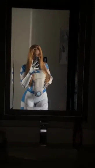 Bailssoflove Bodysuit Pose Tease OnlyFans Video Leaked