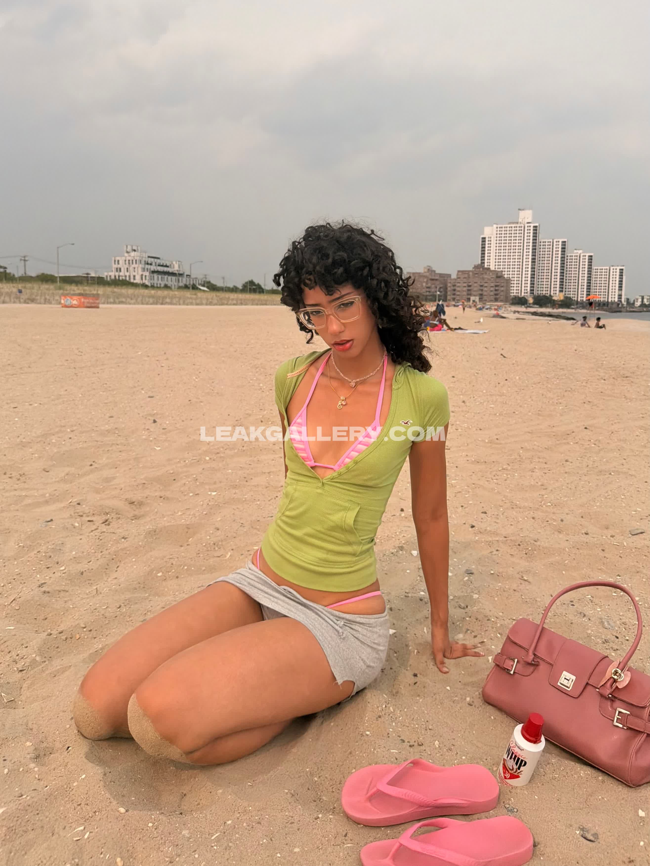 Bakedovary... Exclusive Leaked Nude OnlyFans #13205900