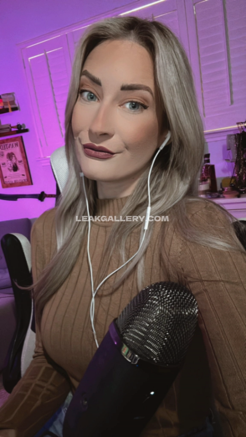 Basicwitgirl Exclusive Leaked Nude OnlyFans #14865055