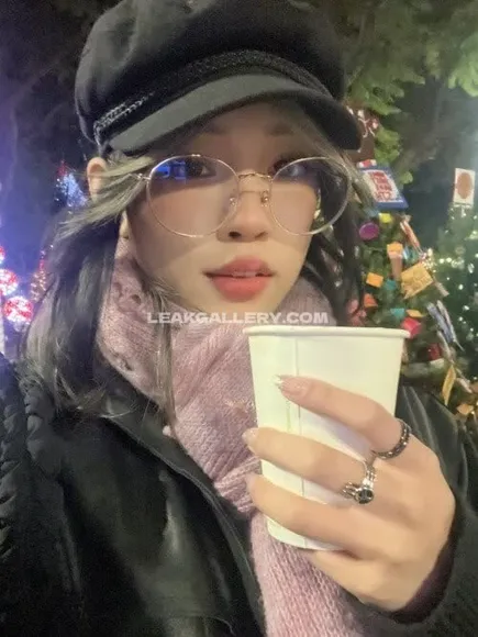 Basiilleafs Exclusive Leaked Nude OnlyFans #14958906