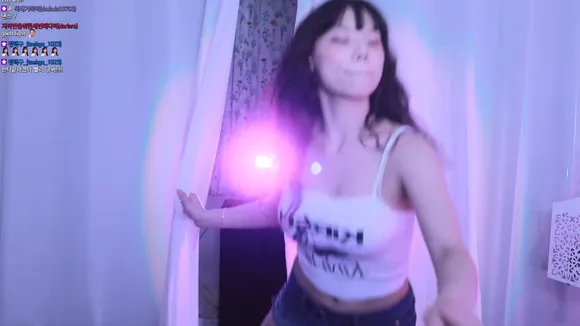 Bbang_eu Crop Top Dance Tease OnlyFans Video Leaked