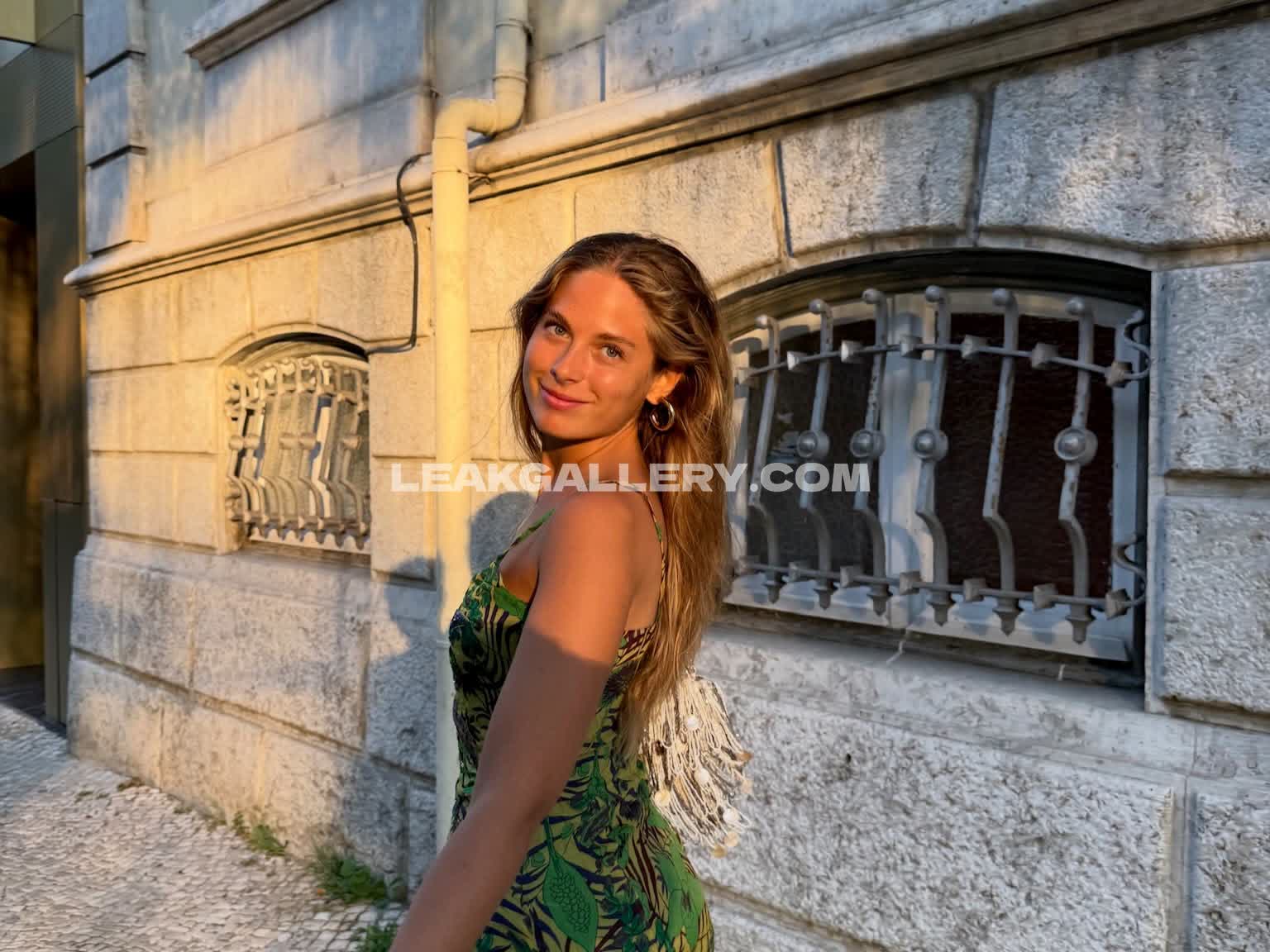 Beaparozzi / beatrice_parozzi Exklusiv geleakte Nacktbilder von OnlyFans #13133890