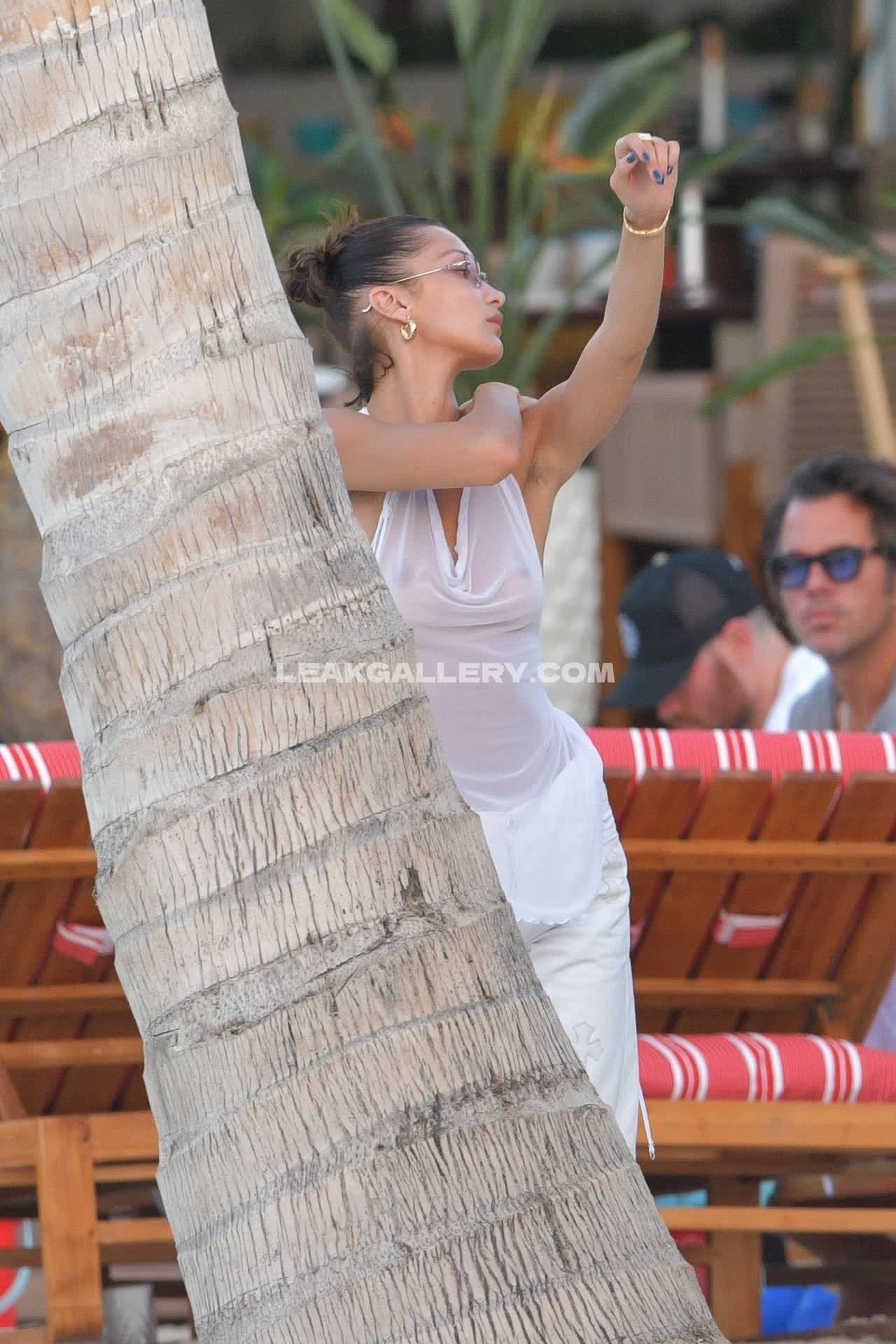 Bellahadid Exclusive Leaked Nude OnlyFans #13150280