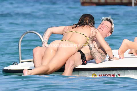 Bellathorne Exclusive Leaked Nude OnlyFans #14402910