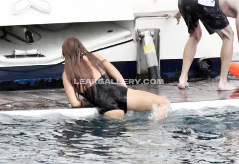 Bellathorne Exclusive Leaked Nude OnlyFans #14264928