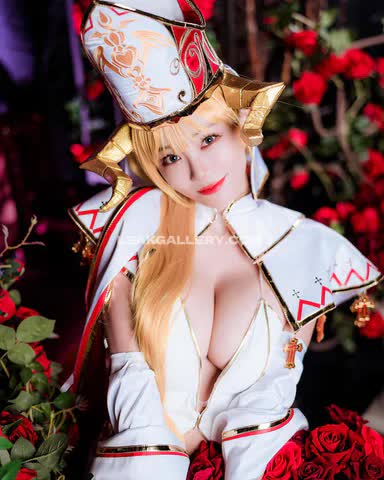 Berry_is_blooming Deep Cleavage In Costume OnlyFans Photo Leaked