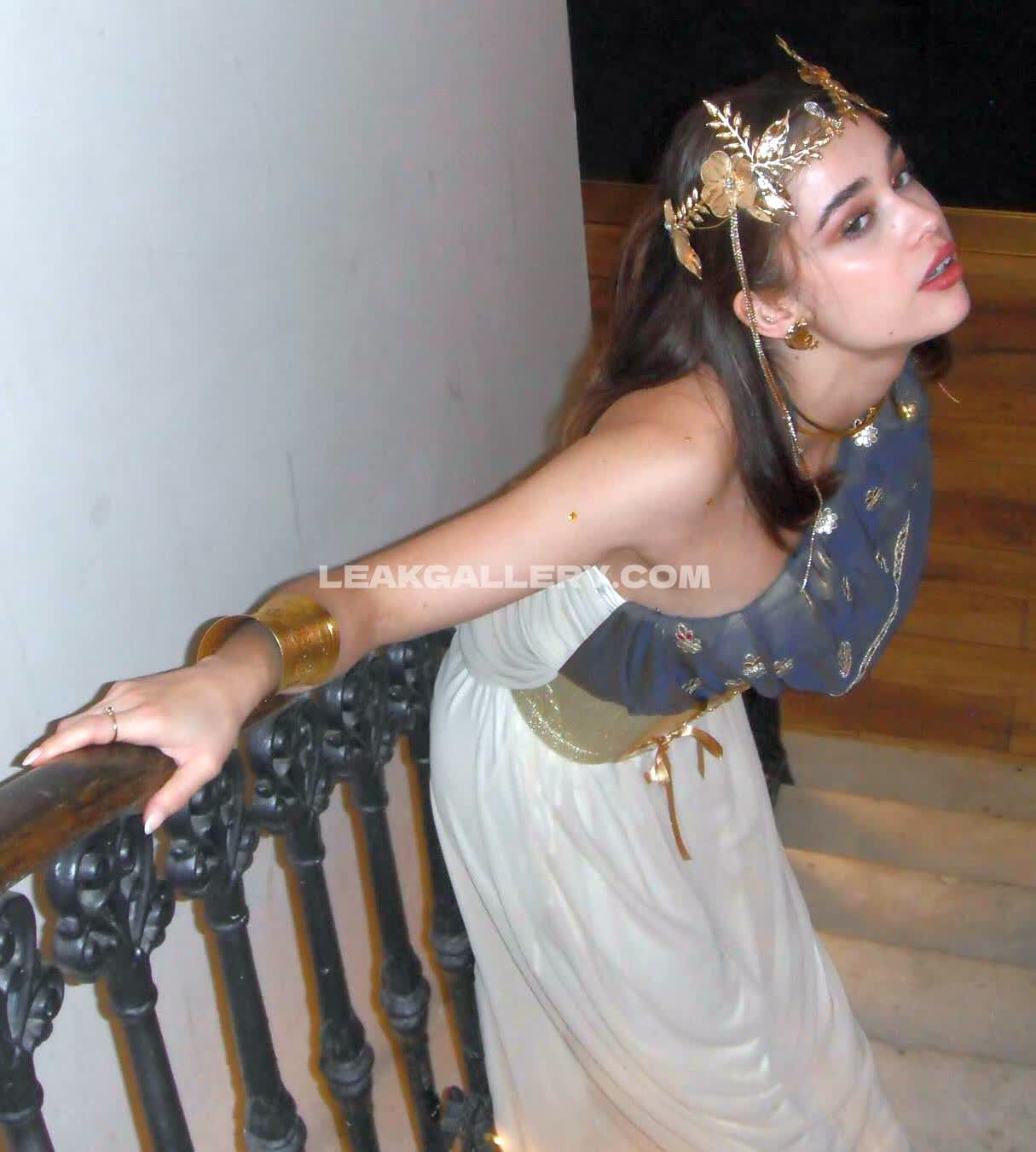 Berta_castane Exclusive Leaked Nude OnlyFans #12562829