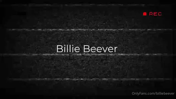 Billiebeever Tattooed Legs Bikini Pose OnlyFans Video Leaked