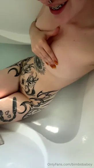Bimbobabey Naked Boobs In Bathtub OnlyFans Video Leaked