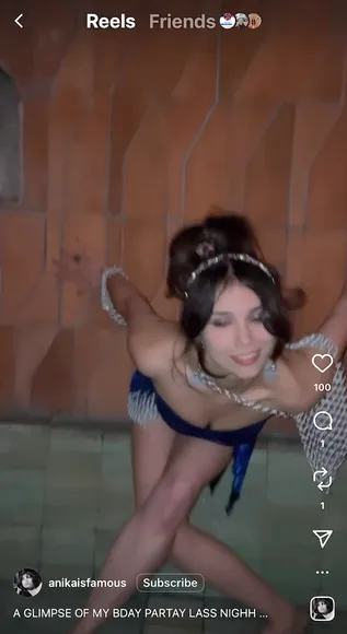 Bimbus2000 Blue Velvet Dress Tease OnlyFans Video Leaked