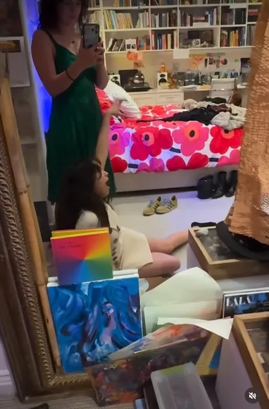 Bimbus2000 Buttoned Dress Thigh Flash OnlyFans Video Leaked
