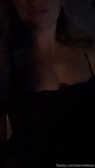 bonnieblue_xoxo video thumbnail