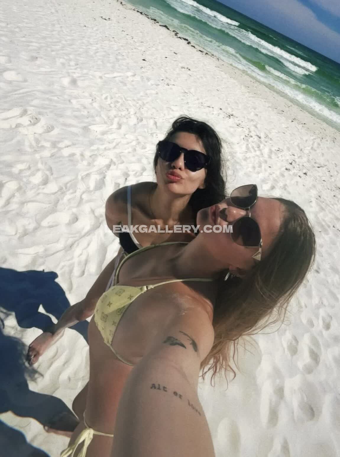 Bradpittsgf Exclusive Leaked Nude OnlyFans #12753880