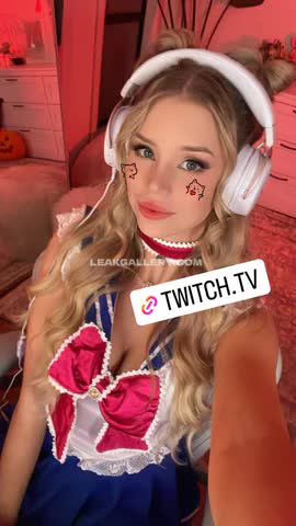 Britnyellen Exclusive Leaked Nude OnlyFans #14859728