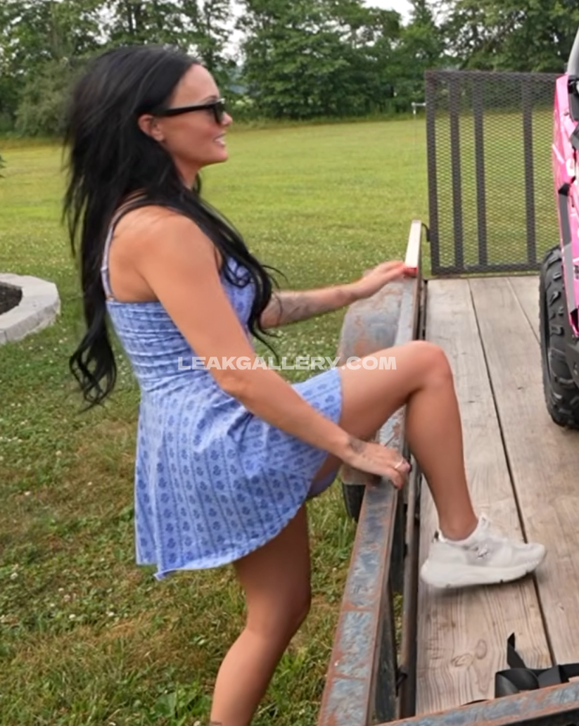 Brittneyatwood Exclusive Leaked Nude OnlyFans #13168054