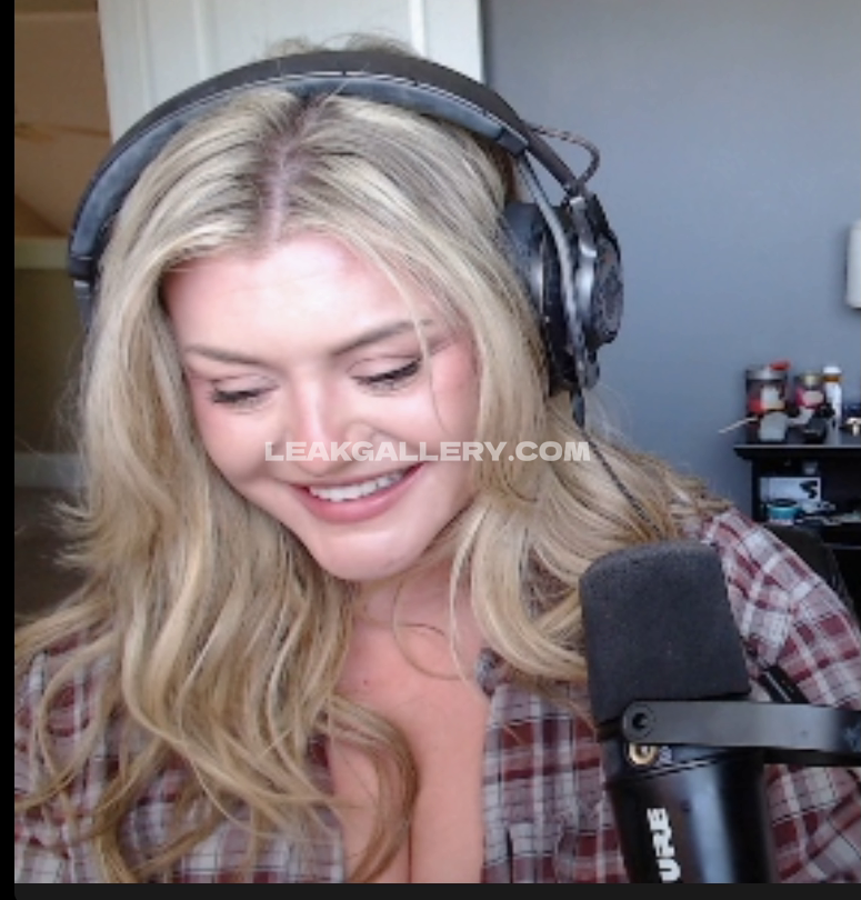 Brookeabb Exclusive Leaked Nude OnlyFans #12512578