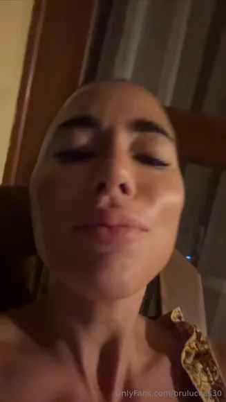 Bruluccas30 Lacy Bra Tease OnlyFans Video Leaked