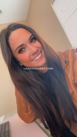 brunettebarbiex