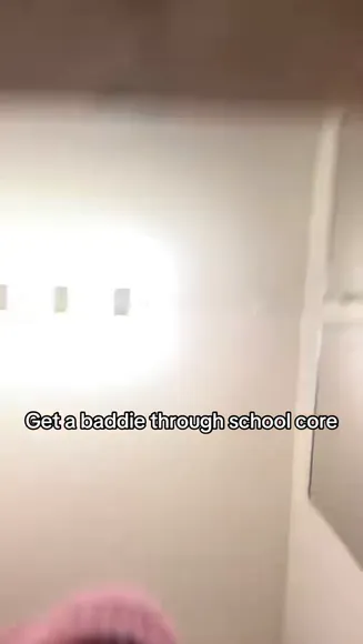 Bug Crop Top And Shorts OnlyFans Video Leaked