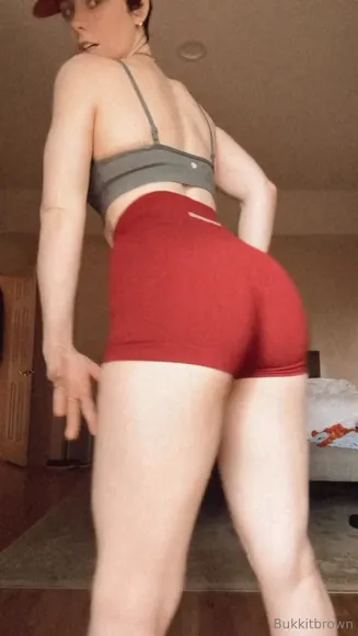 Bukkit Brown Red Shorts Ass Twerk OnlyFans Video Leaked