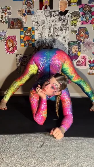 Bunni B Bendi Rainbow Bodysuit Flexing OnlyFans Video Leaked
