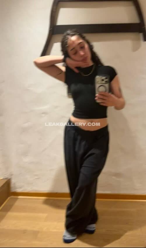 Bzllz Exclusive Leaked Nude OnlyFans #14566471