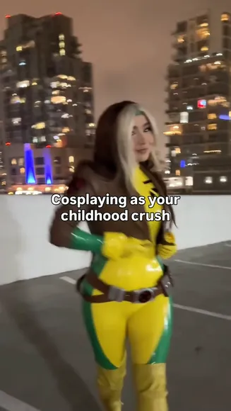 Caitchristinee Tight Latex Butt Shake OnlyFans Video Leaked
