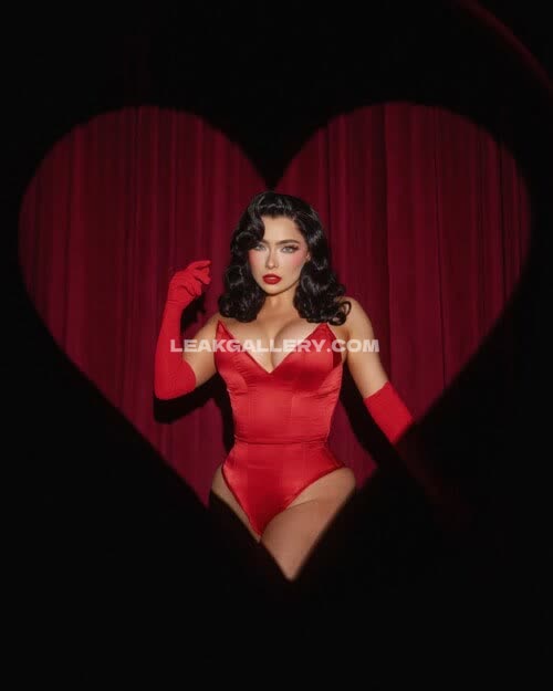 Caitchristinee Exclusive Leaked Nude OnlyFans #14701248