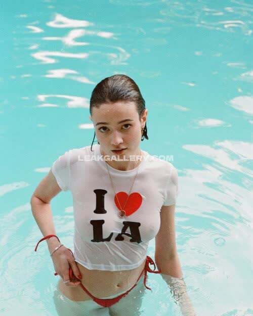 Caitlinerinoneill Wet T-Shirt Tease OnlyFans Photo Leaked